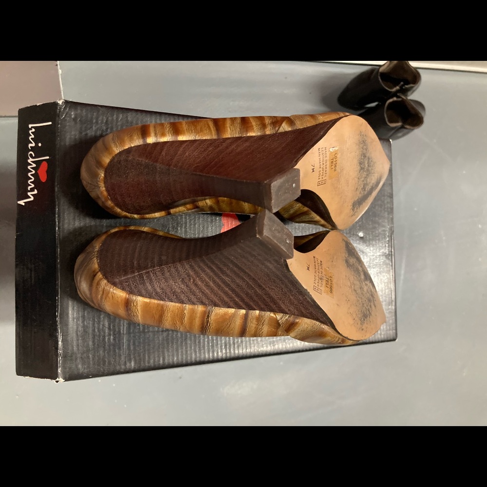 Luichiny Pumps - Picture 7 of 7